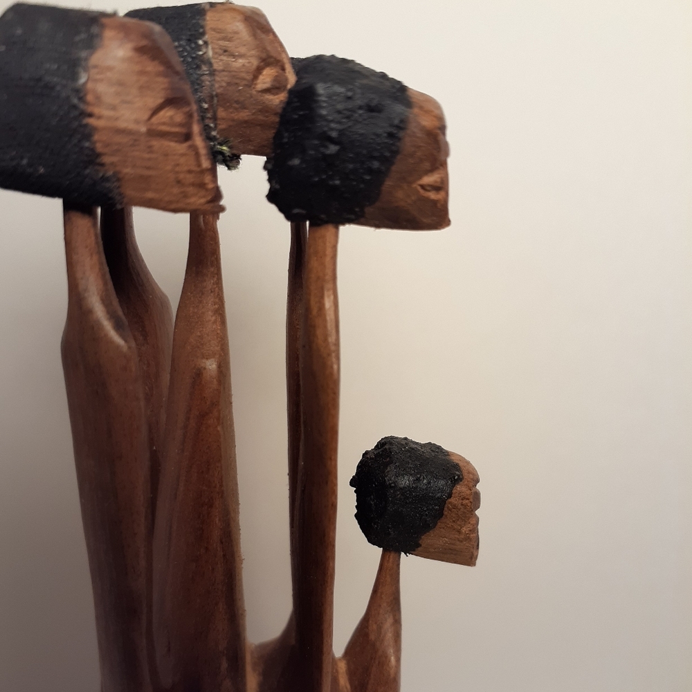 African Sandalwood Sculpture - Picture 2 of 4